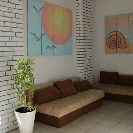 Lovely Studio With Balcony Pool View Апартамент Слънчев бряг
