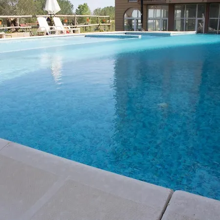 Апартамент Lovely Studio With Balcony Pool View *