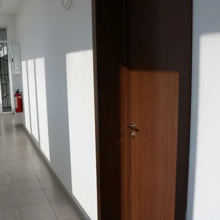 Lovely Studio With Balcony Pool View Appartement Slantchev Briag